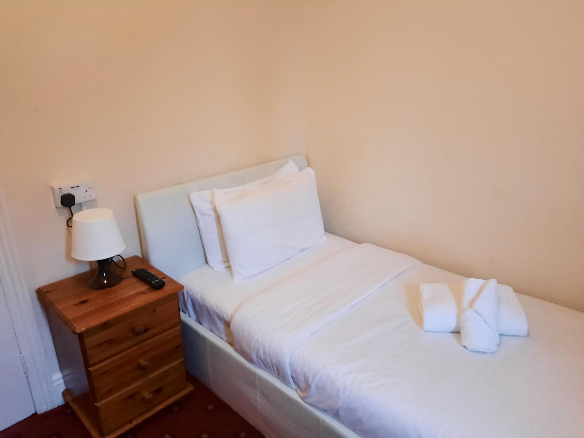 Addenro House B&B Southampton Zewnętrze zdjęcie